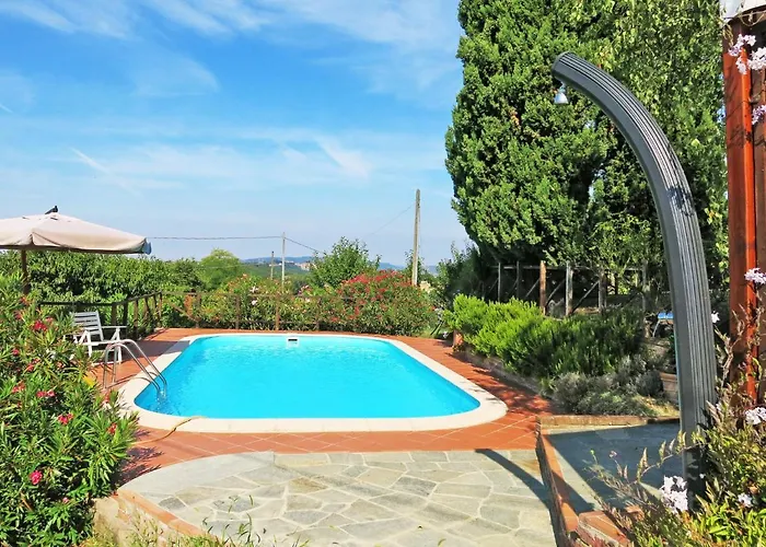 Le Rose Rosse By Interhome *